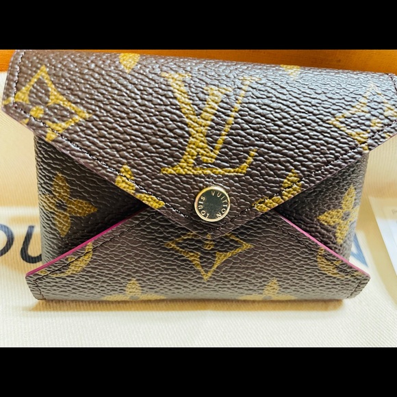 LV Monogram kirigami pouch - small size - Picture 5 of 7